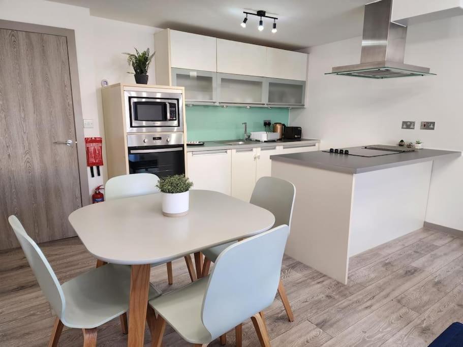Horizon House, Luxury 2-Bedroom Flat 3 Oxford Exterior photo
